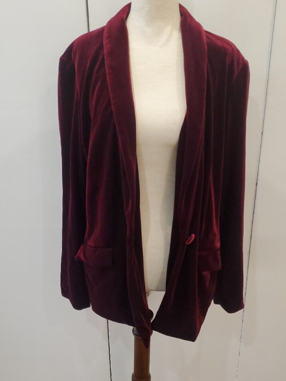 INC International Concepts Velvet Blazer in Deep Wine - Picture 5 of 7